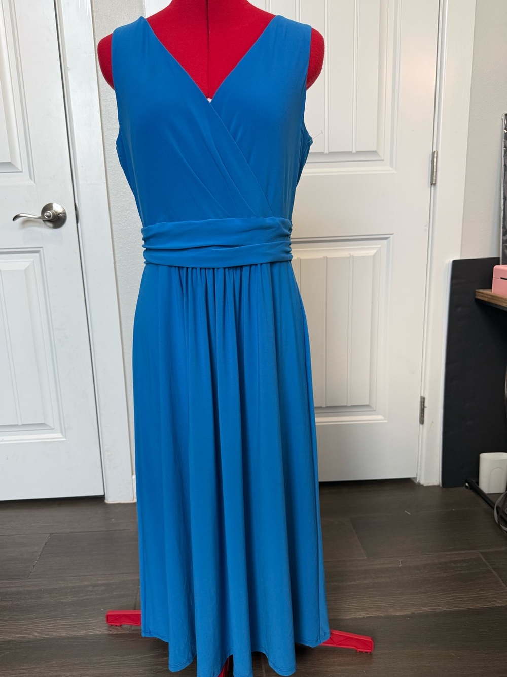 Lauren Ralph Lauren, Blue Sleeveless faux wrap V-Neck Maxi Dress Sz 10